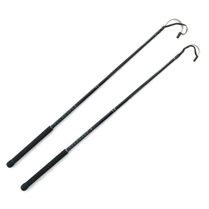 Topline fishing gaff used in offshore saltwater fishing environment